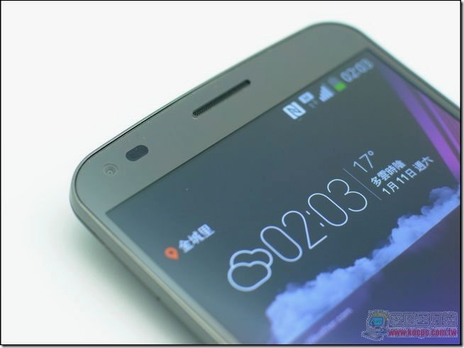LG G-Flex外觀-02 LG G-Flex外觀-02