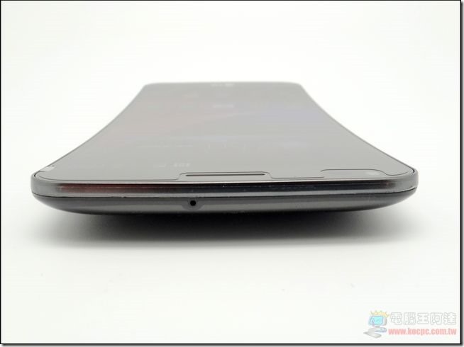 LG G-Flex 外觀與開箱09 LG G-Flex 外觀與開箱09
