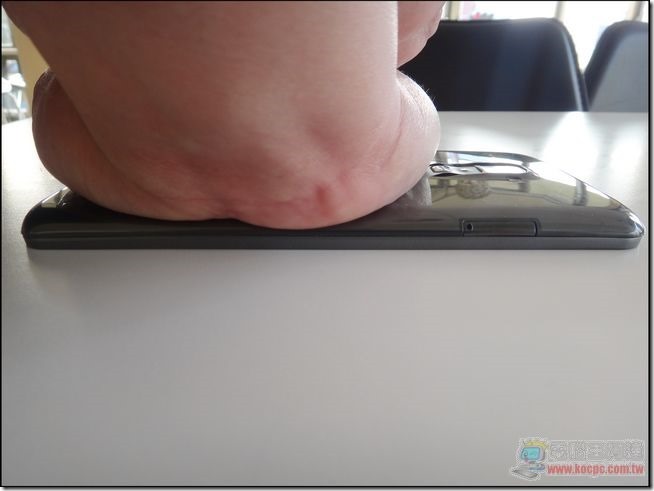 LG G-Flex外觀-17 LG G-Flex外觀-17