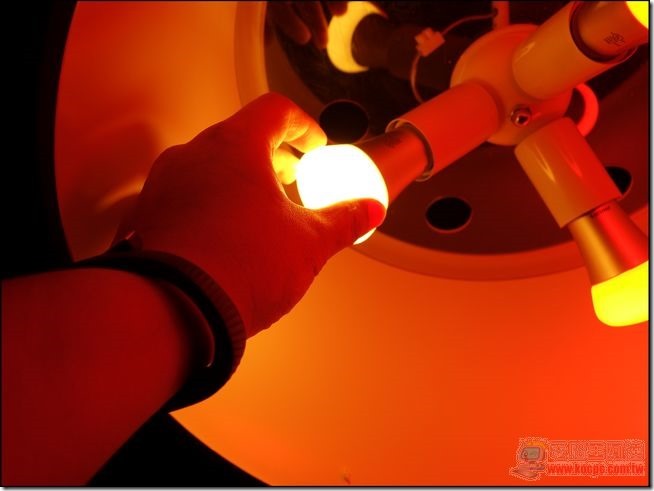 Philips hue 連網智慧LED燈泡-18 Philips hue 連網智慧LED燈泡-18