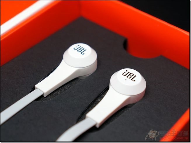 JBL J46BT07 JBL J46BT07