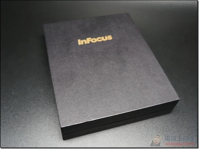 InFocus M810-01 InFocus M810-01
