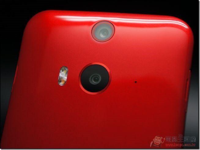 HTC Butterfly UNBOX (18) HTC Butterfly UNBOX (18)