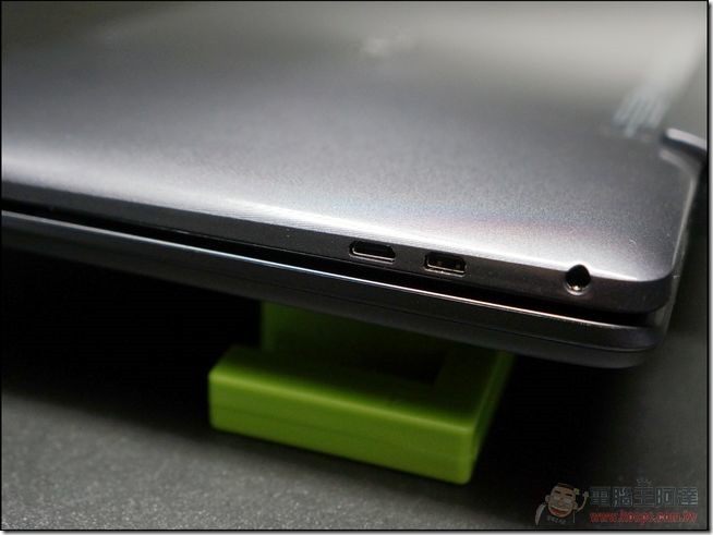ASUS Transformer Book T100-07 ASUS Transformer Book T100-07