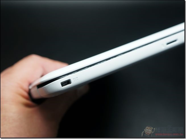 ASUS_EeeBook_X205_15 ASUS_EeeBook_X205_15