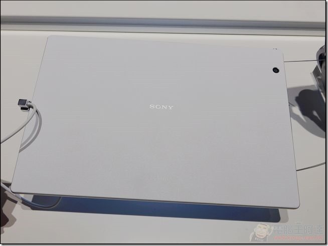 Sony-MWC (10)