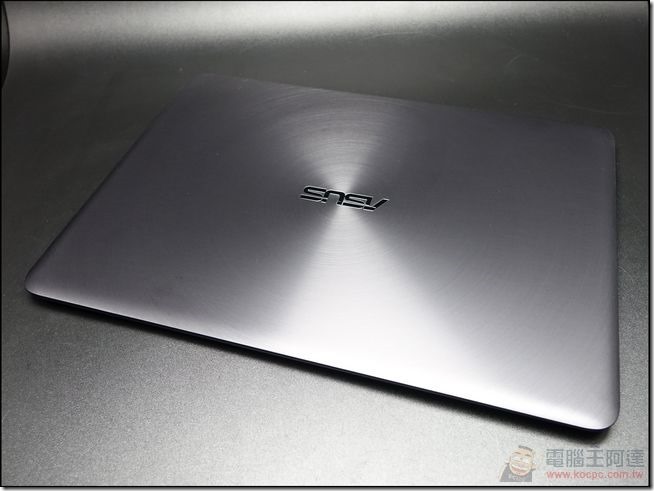 Zenbook-UX305-09 Zenbook-UX305-09
