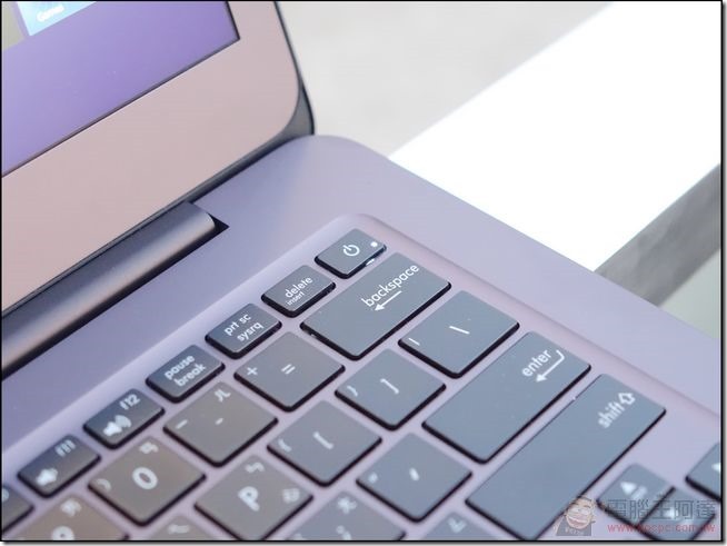 Zenbook-UX305-13 Zenbook-UX305-13