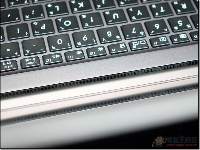 Zenbook-UX305-25 Zenbook-UX305-25