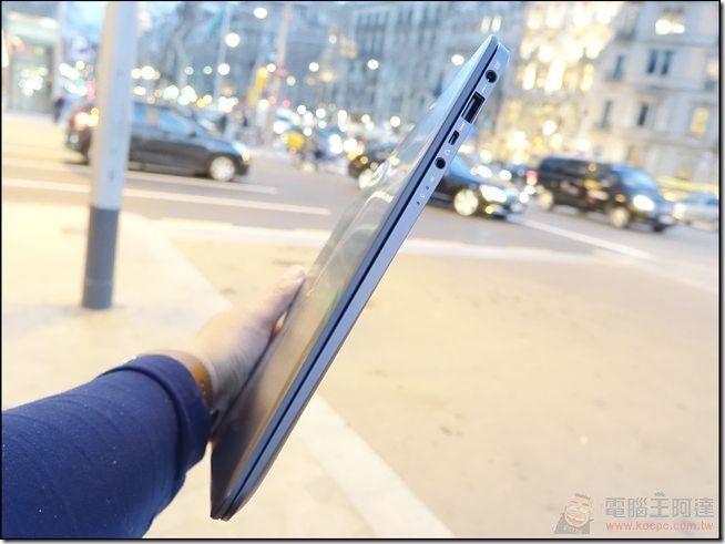 Zenbook-UX305-26 Zenbook-UX305-26