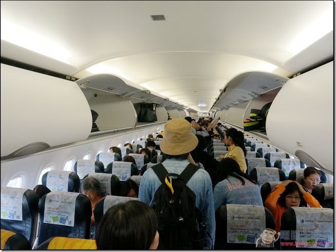 Tiger Airline (13) Tiger Airline (13)