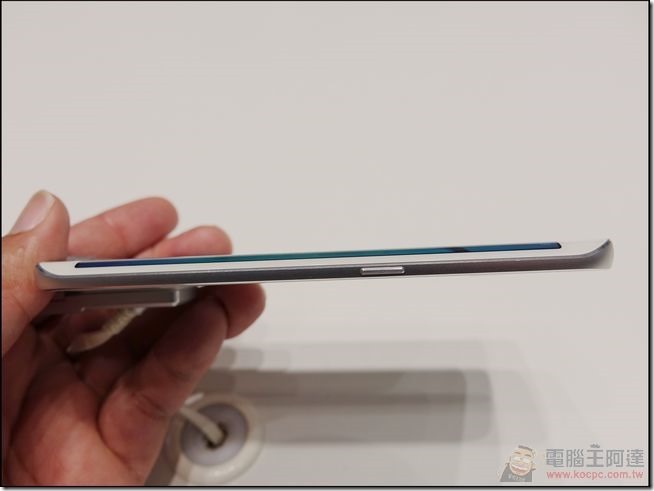SAMSUNG-MWC-2015 (11) SAMSUNG-MWC-2015 (11)