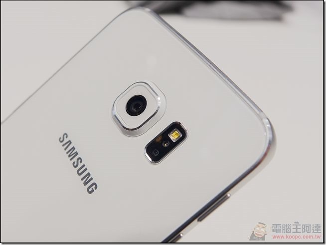 SAMSUNG-MWC-2015 (15) SAMSUNG-MWC-2015 (15)