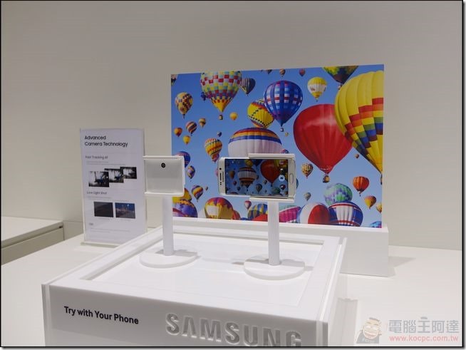 SAMSUNG-MWC-2015 (21) SAMSUNG-MWC-2015 (21)