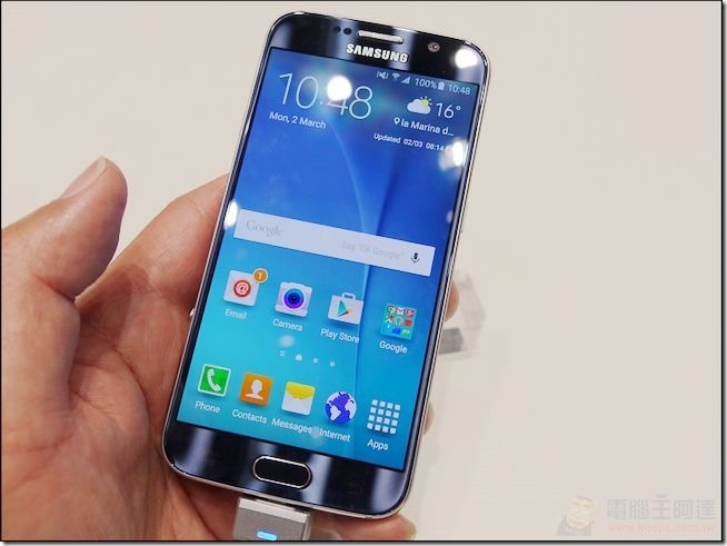 SAMSUNG-MWC-2015 (25) SAMSUNG-MWC-2015 (25)