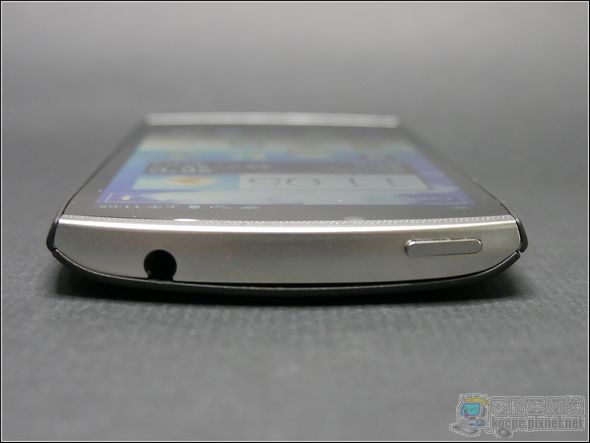 Acer S500外觀11