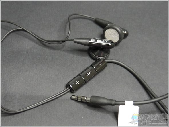 Acer S500外觀07 Acer S500外觀07