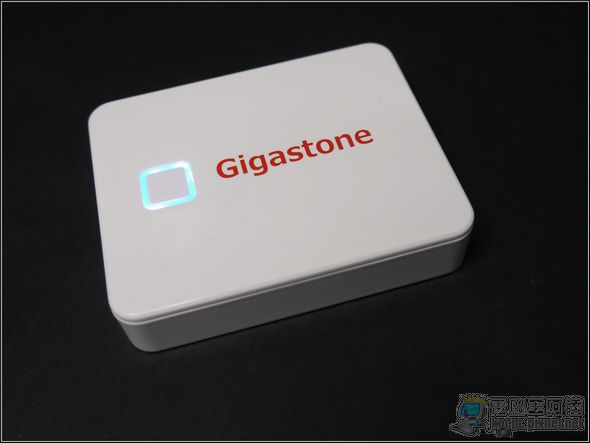 Gigastone 無線存儲充電寶15