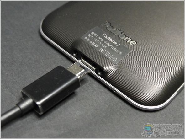 PadFone2外觀21 PadFone2外觀21